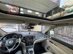 جيب جراند شيروكي